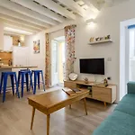 Апартаменты Loto Y Liz By Cadiz4rentals *