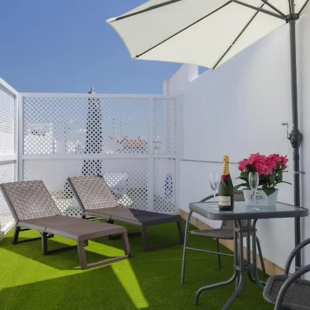 Loto Y Liz By Cadiz4rentals *