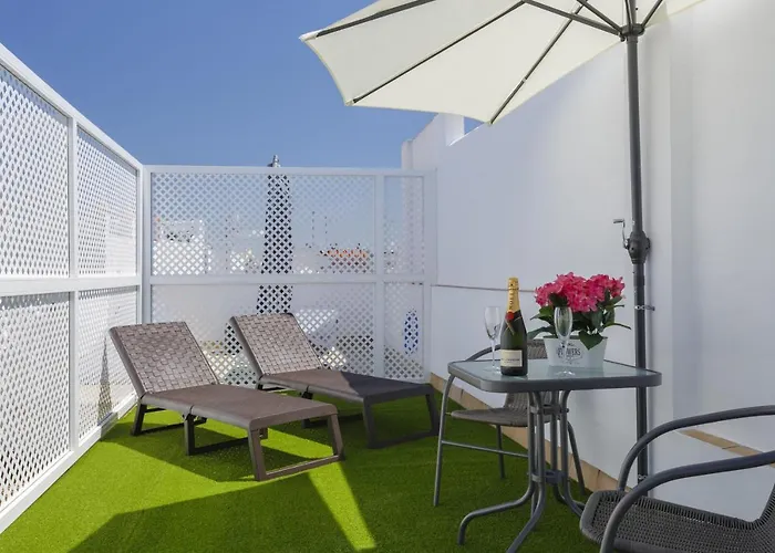 Loto Y Liz By Cadiz4rentals *